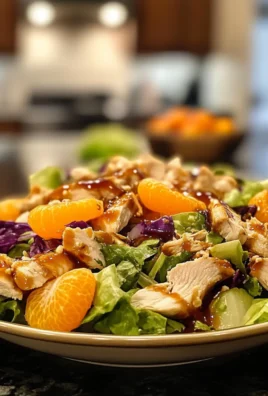 Irresistible Crunchy Chinese Chicken Salad with Mandarin Oranges