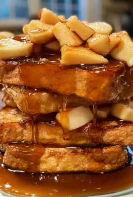 Irresistible Ultimate Friendsgiving Apple Pie French Toast Recipe