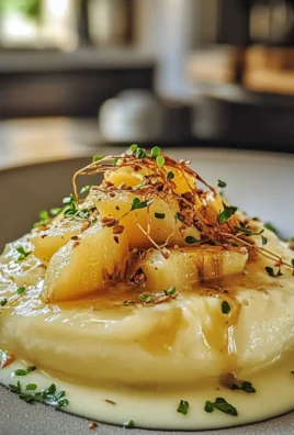 Creamy Comforting Garlic & Parsnip Puree