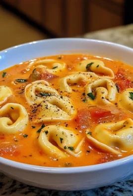 Cheesy Tomato Tortellini Soup