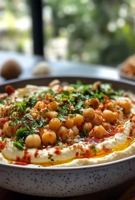 Fattet Hummus (Chickpea and Yogurt Fatteh)